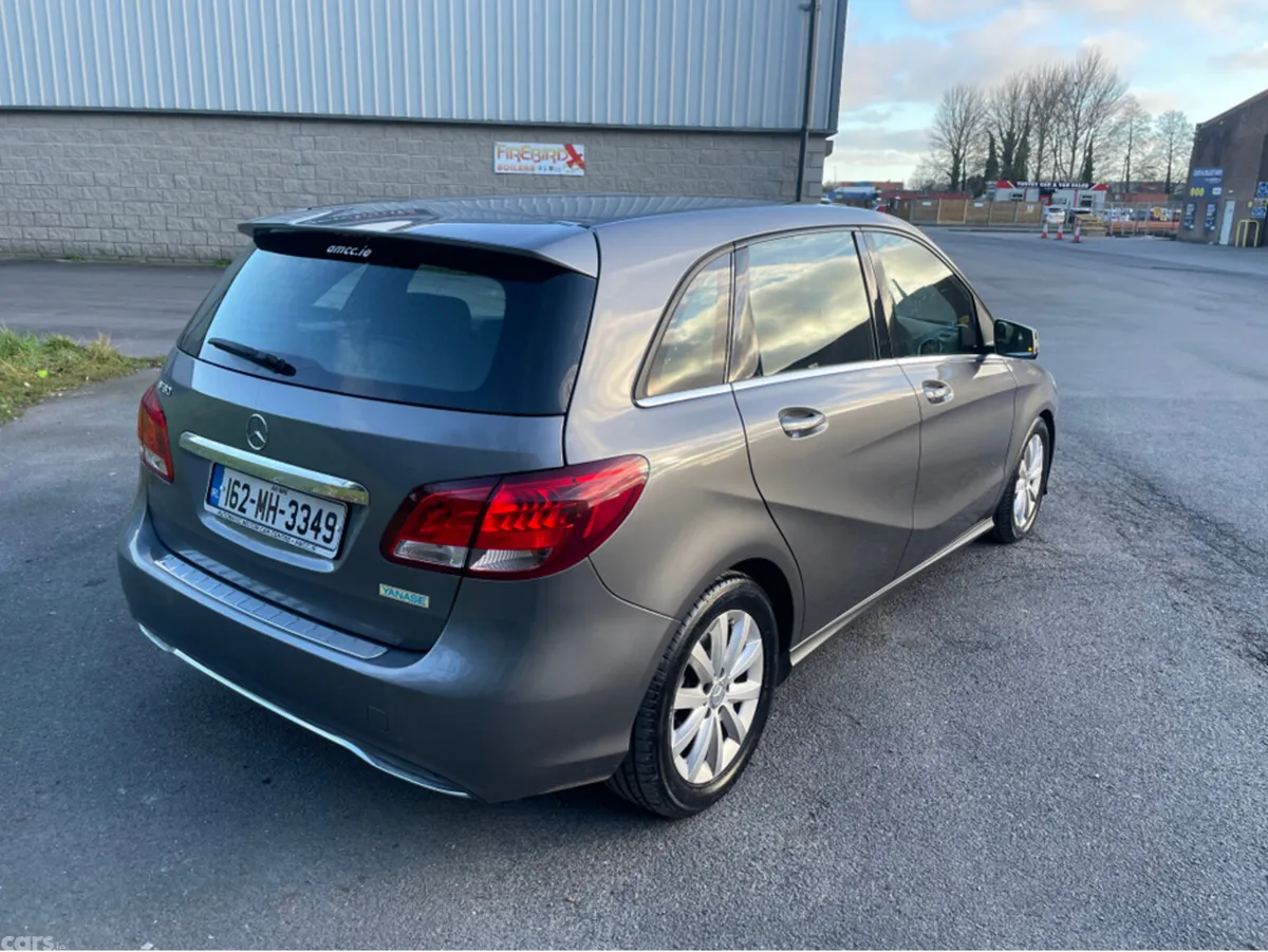 Mercedes-Benz B-Class MPV, Petrol, 2016, Grey