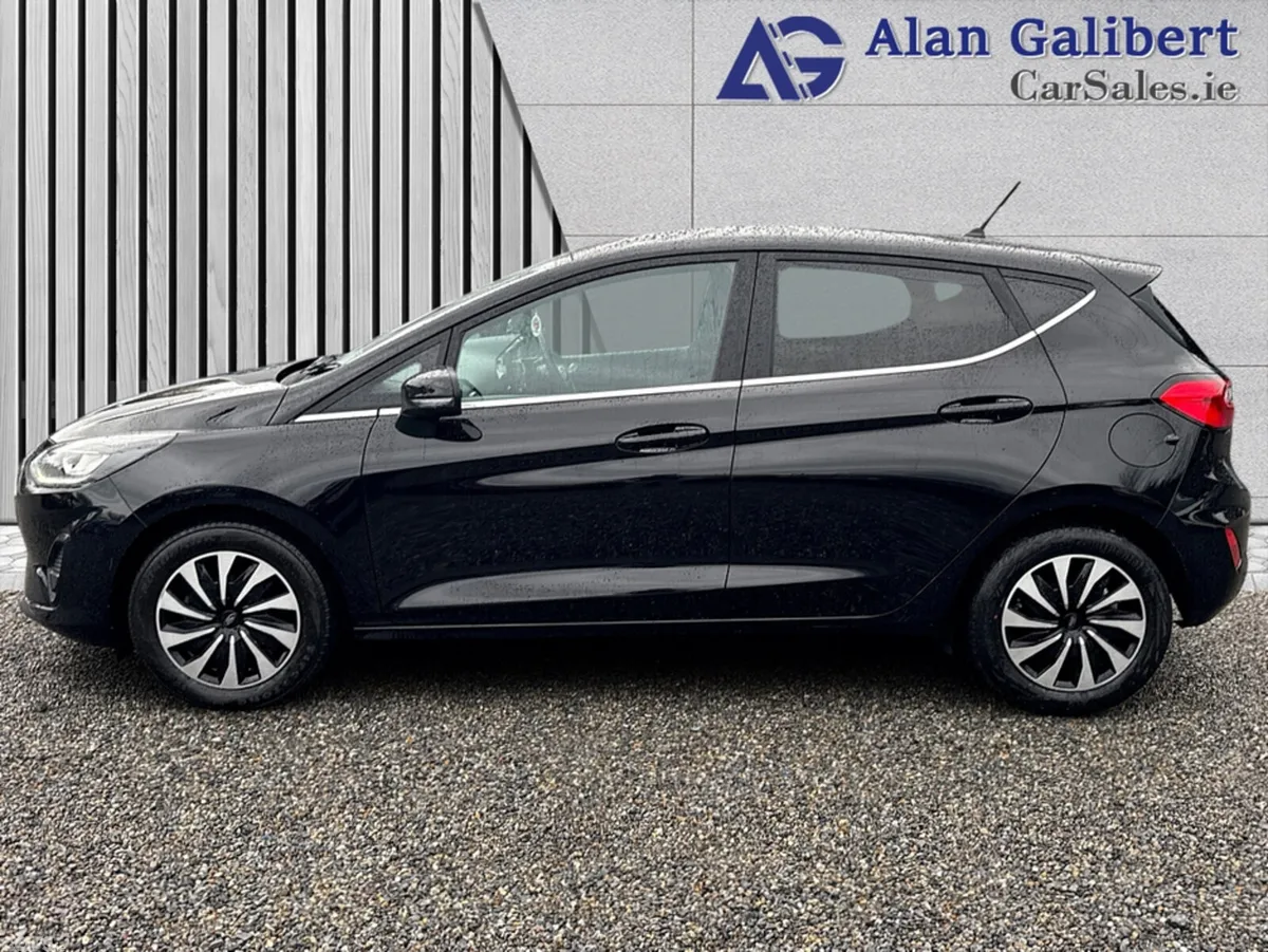 Ford Fiesta Hatchback, Petrol, 2022, Black