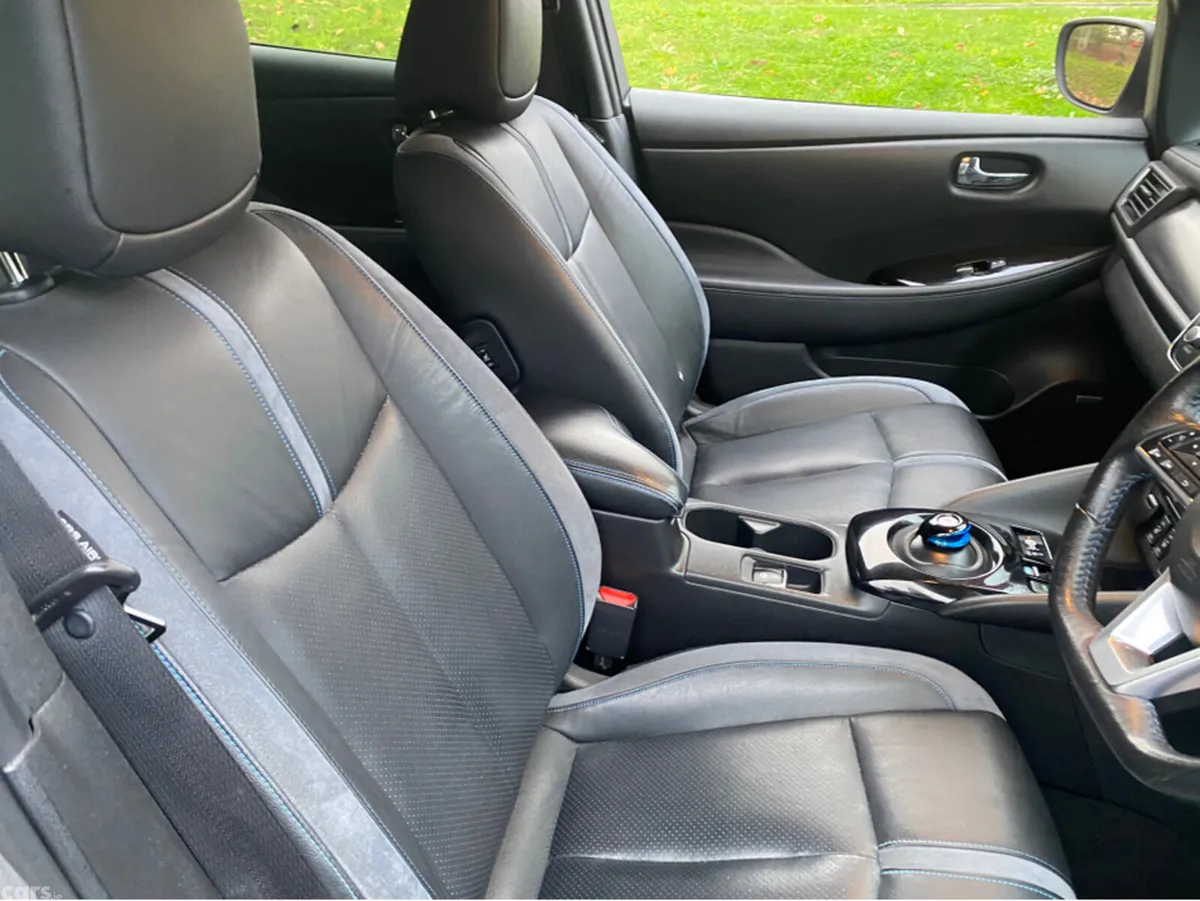 Nissan Leaf Hatchback, Electric, 2018, Grey