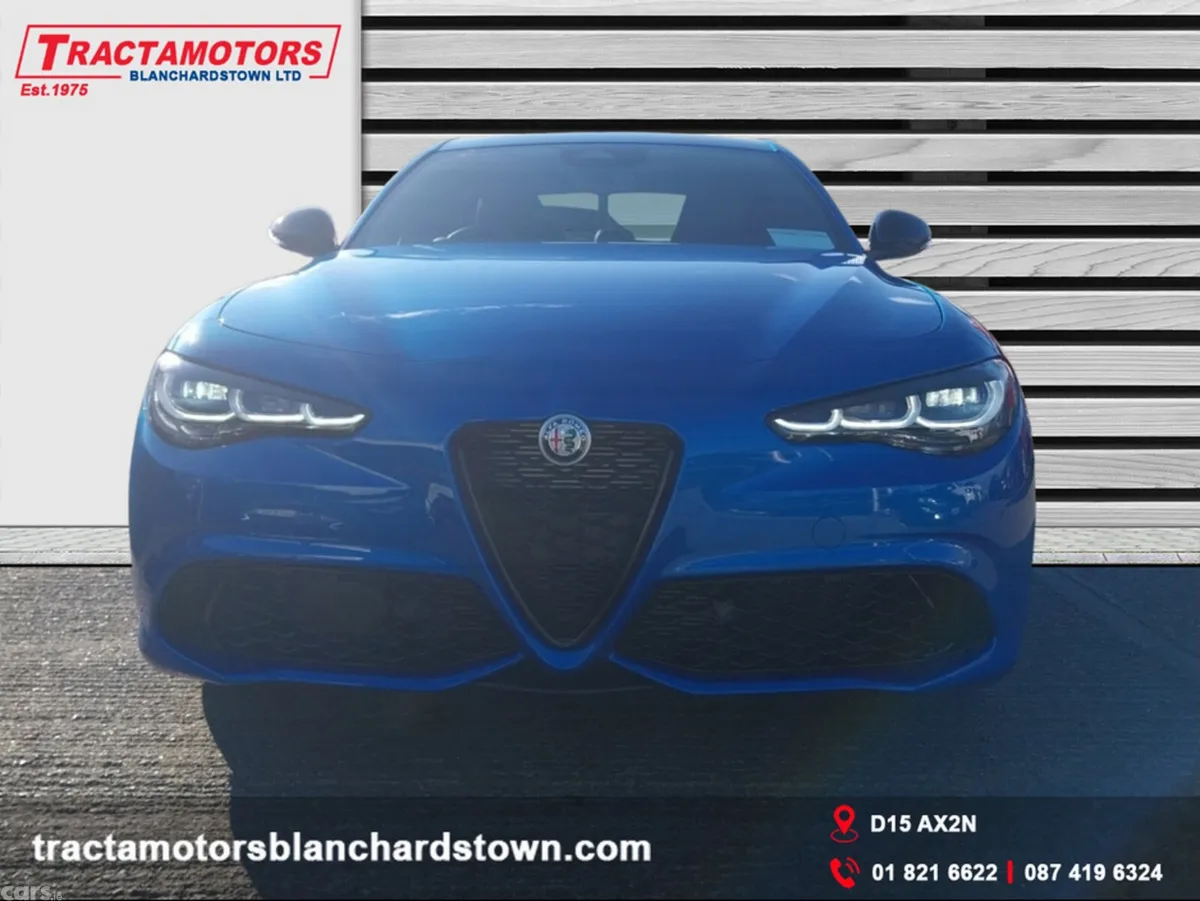 Alfa Romeo Giulia Saloon, Petrol, 2026, Blue
