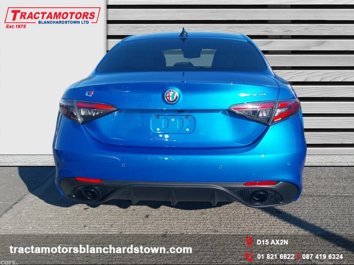 Alfa Romeo Giulia Saloon, Petrol, 2026, Blue