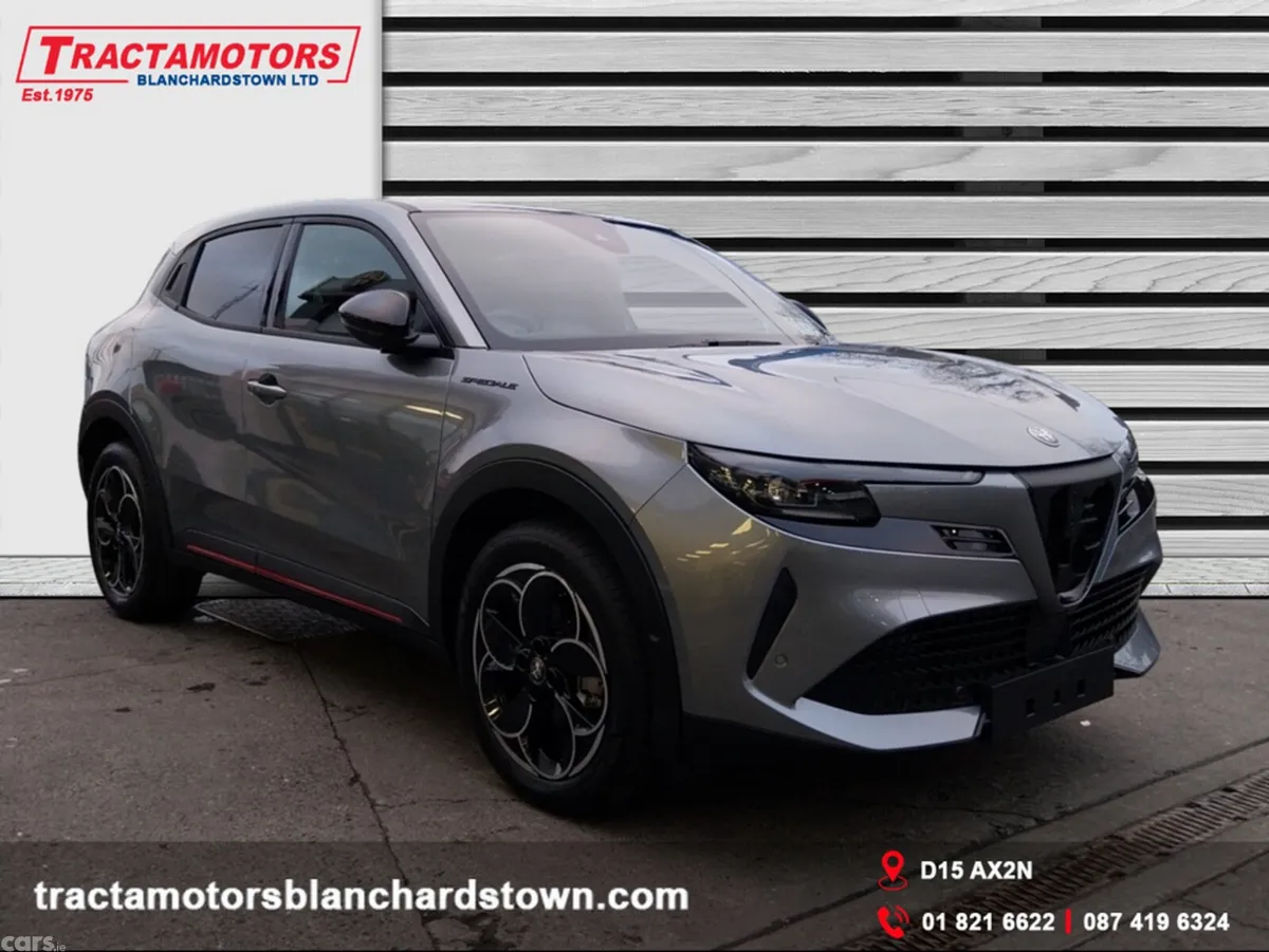 Alfa Romeo Junior Hatchback, Electric, 2025, Grey