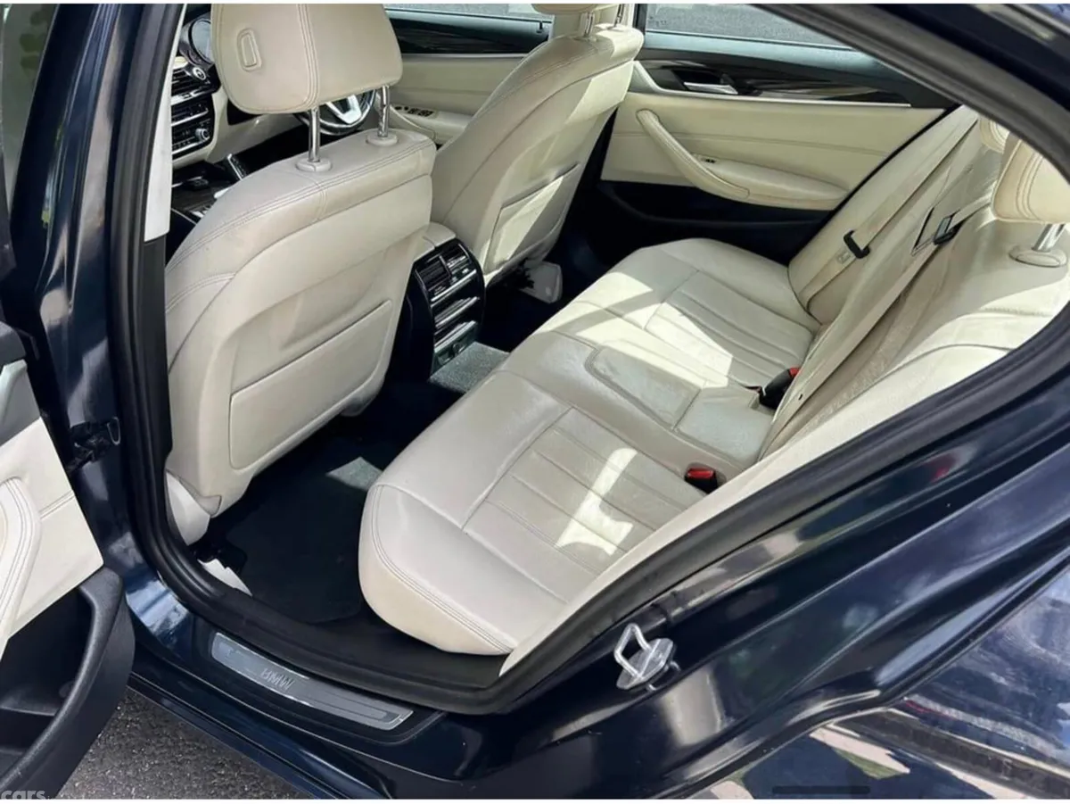 BMW 5-Series Saloon, Diesel, 2018, Blue