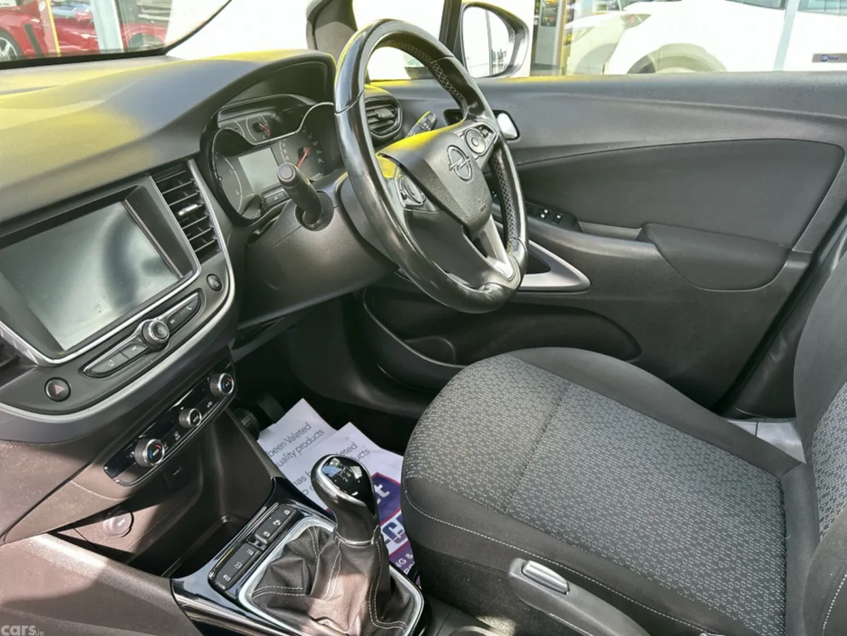 Opel Crossland X MPV, Diesel, 2017, White
