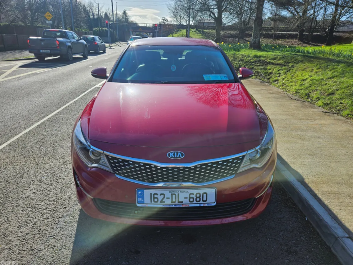 Kia Optima Saloon, Diesel, 2016, Red