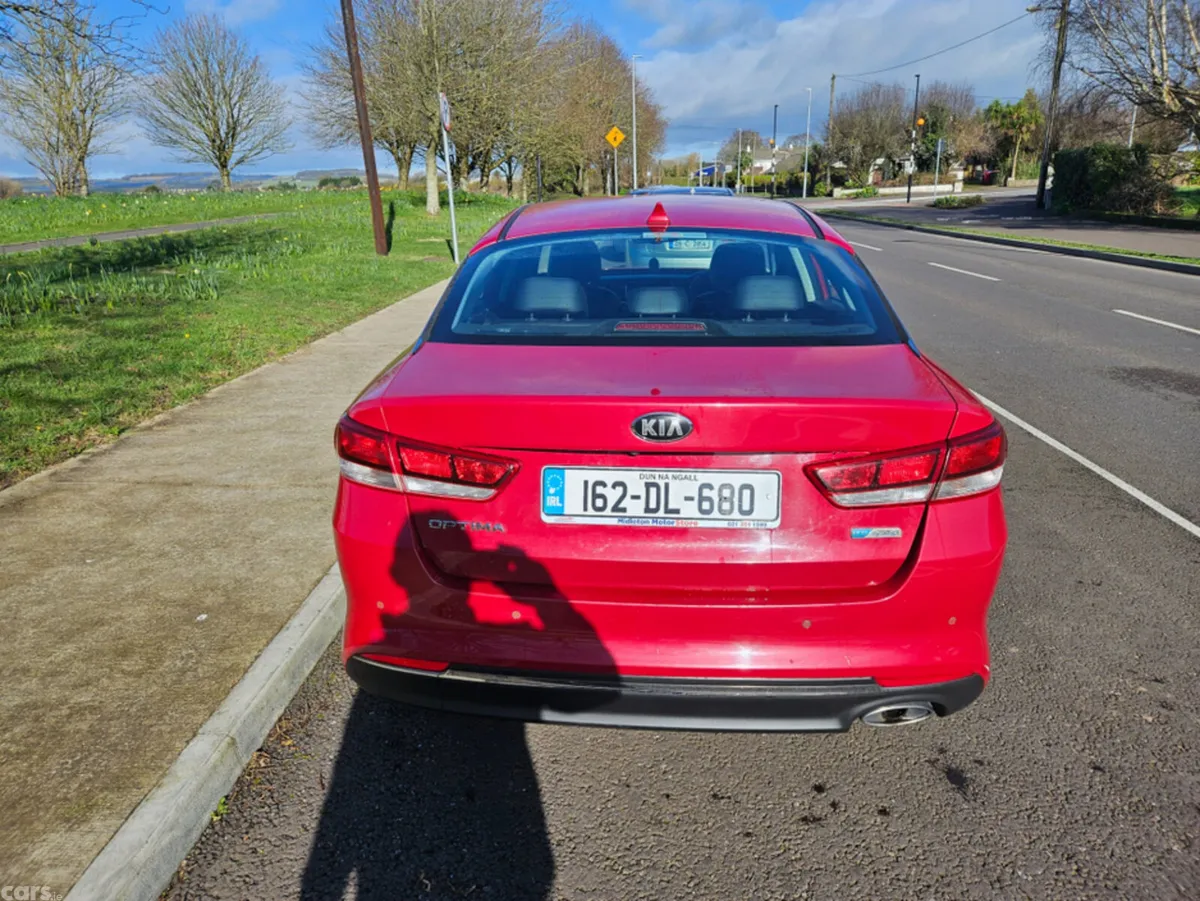 Kia Optima Saloon, Diesel, 2016, Red