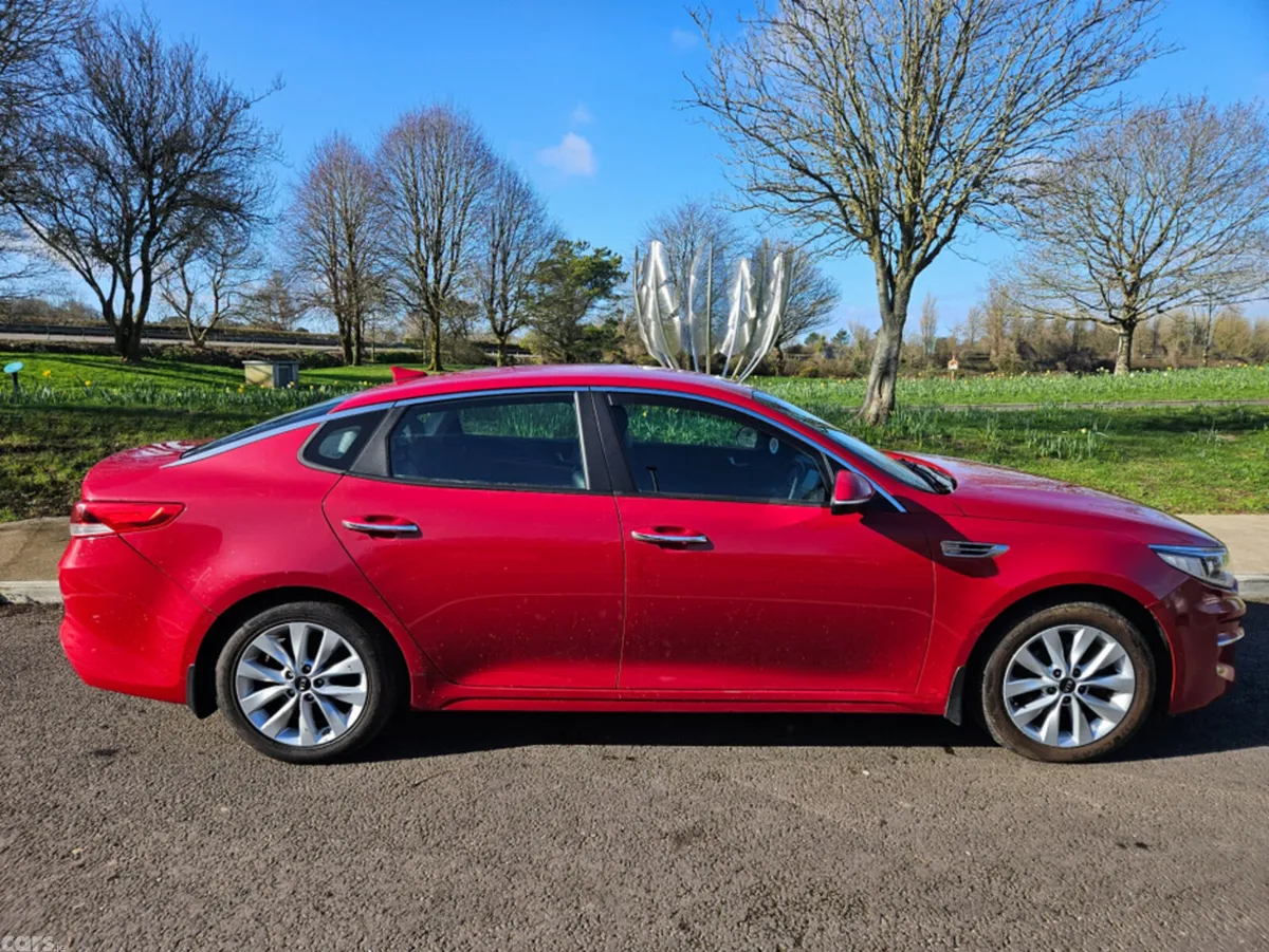Kia Optima Saloon, Diesel, 2016, Red