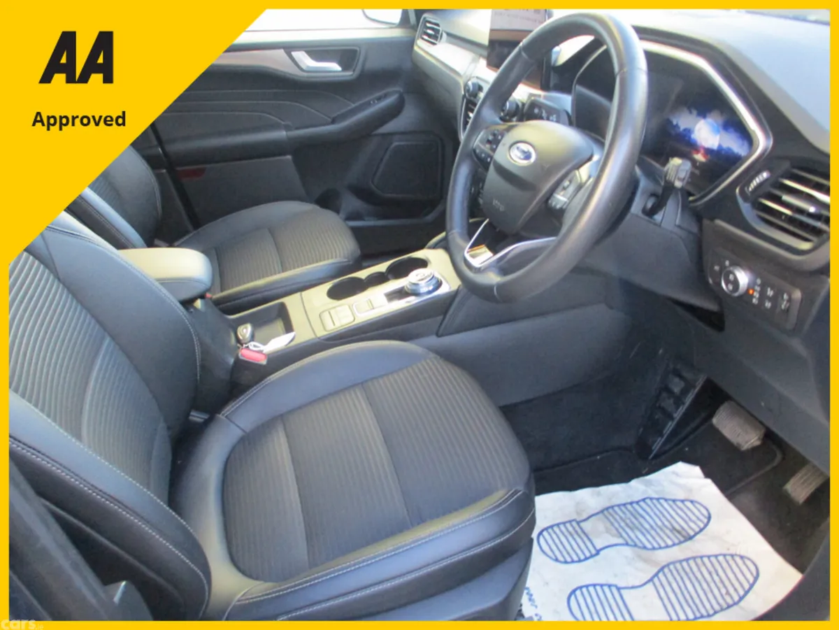 Ford Kuga Hatchback, Diesel, 2022, Blue