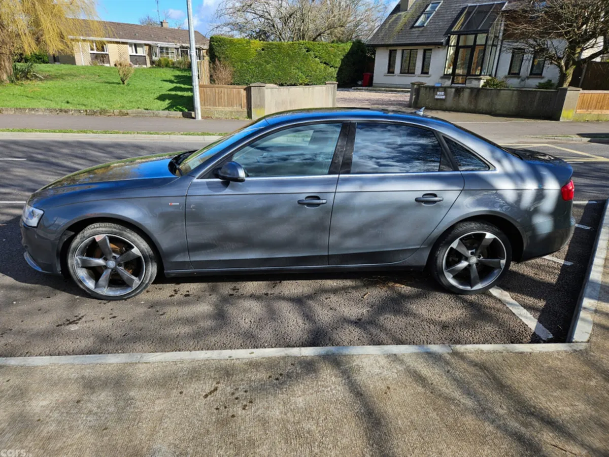 Audi A4 Saloon, Diesel, 2015, Grey