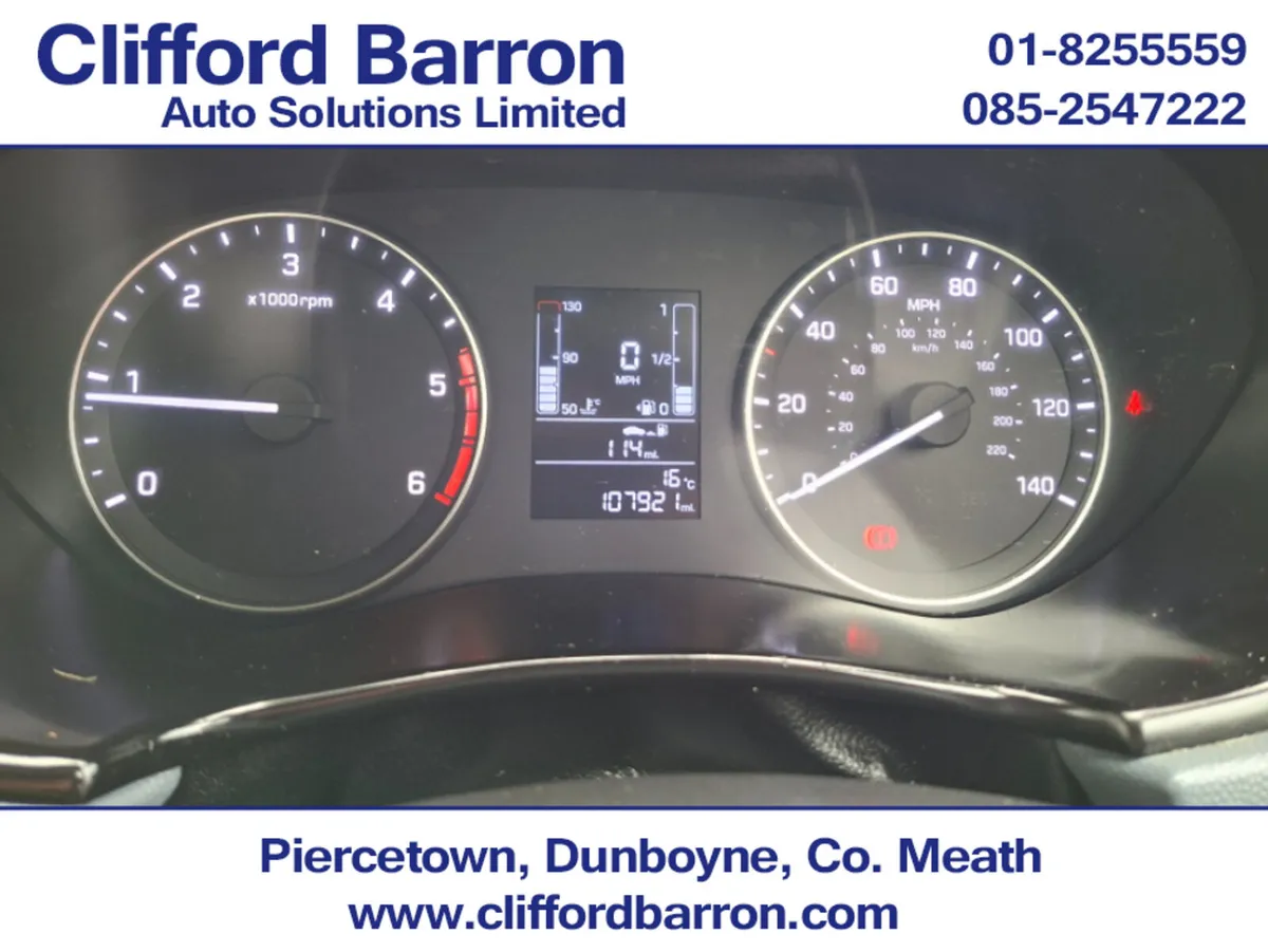 Hyundai i20 Hatchback, Diesel, 2015, Black
