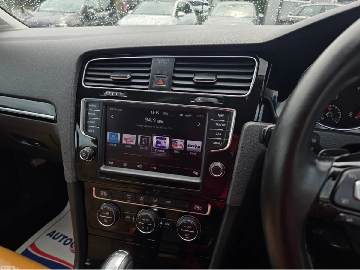 Volkswagen Golf Hatchback, Petrol, 2014, White