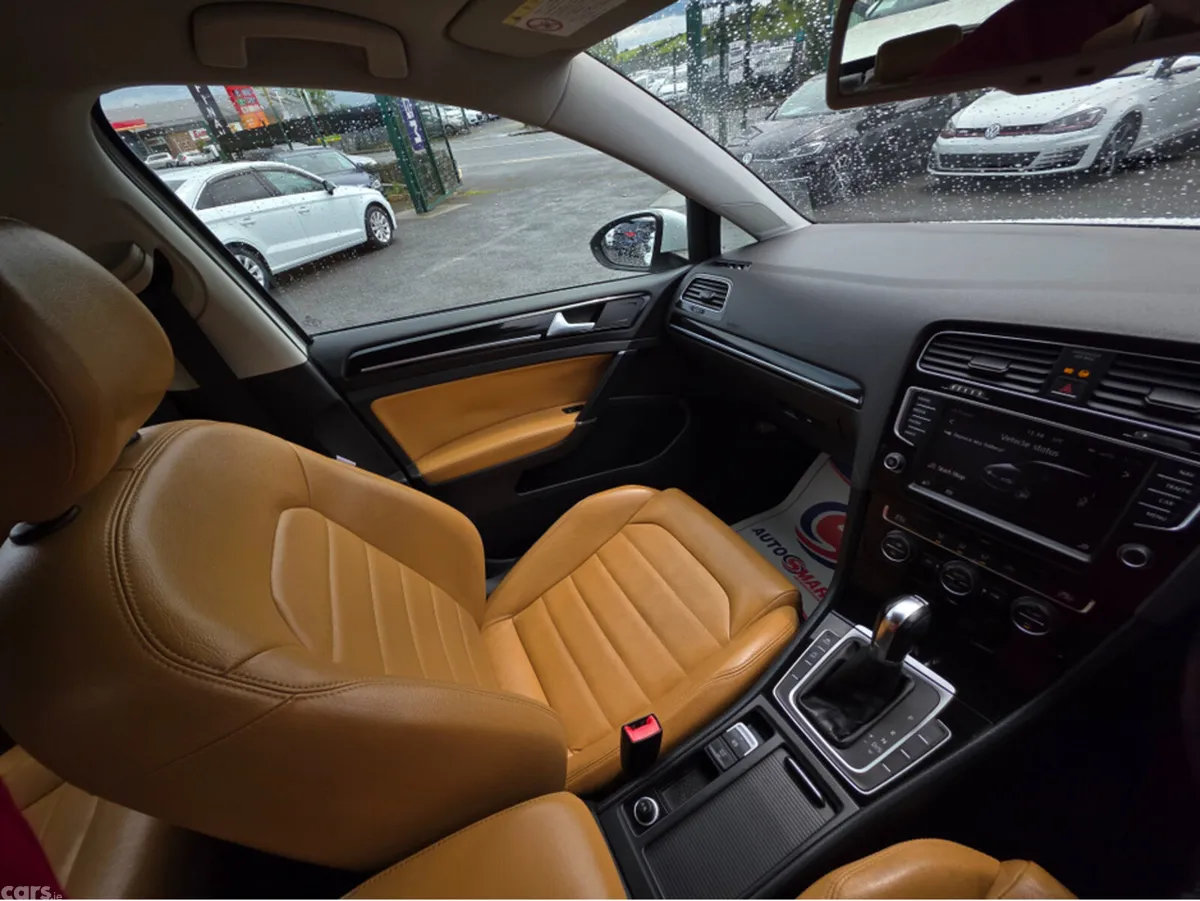 Volkswagen Golf Hatchback, Petrol, 2014, White