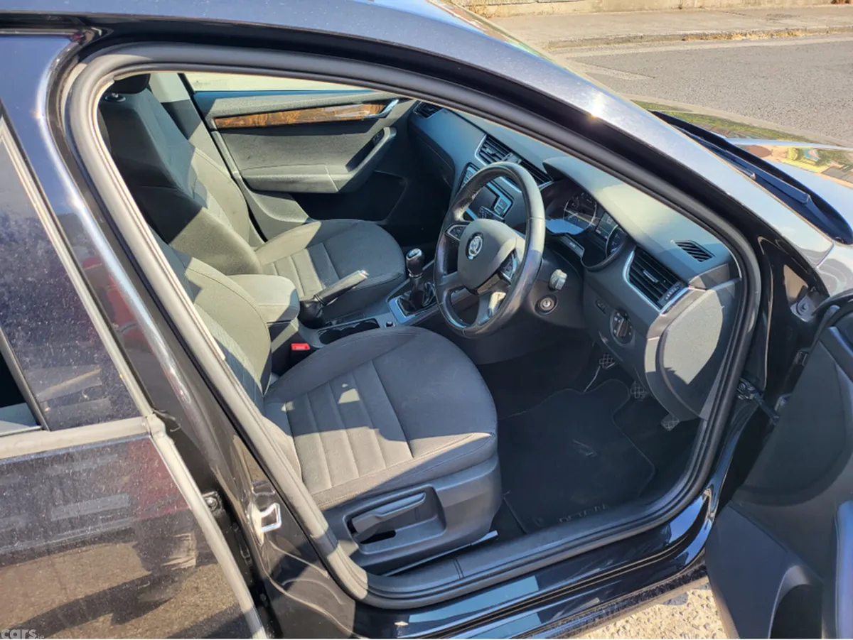 Skoda Octavia Estate, Diesel, 2014, Black