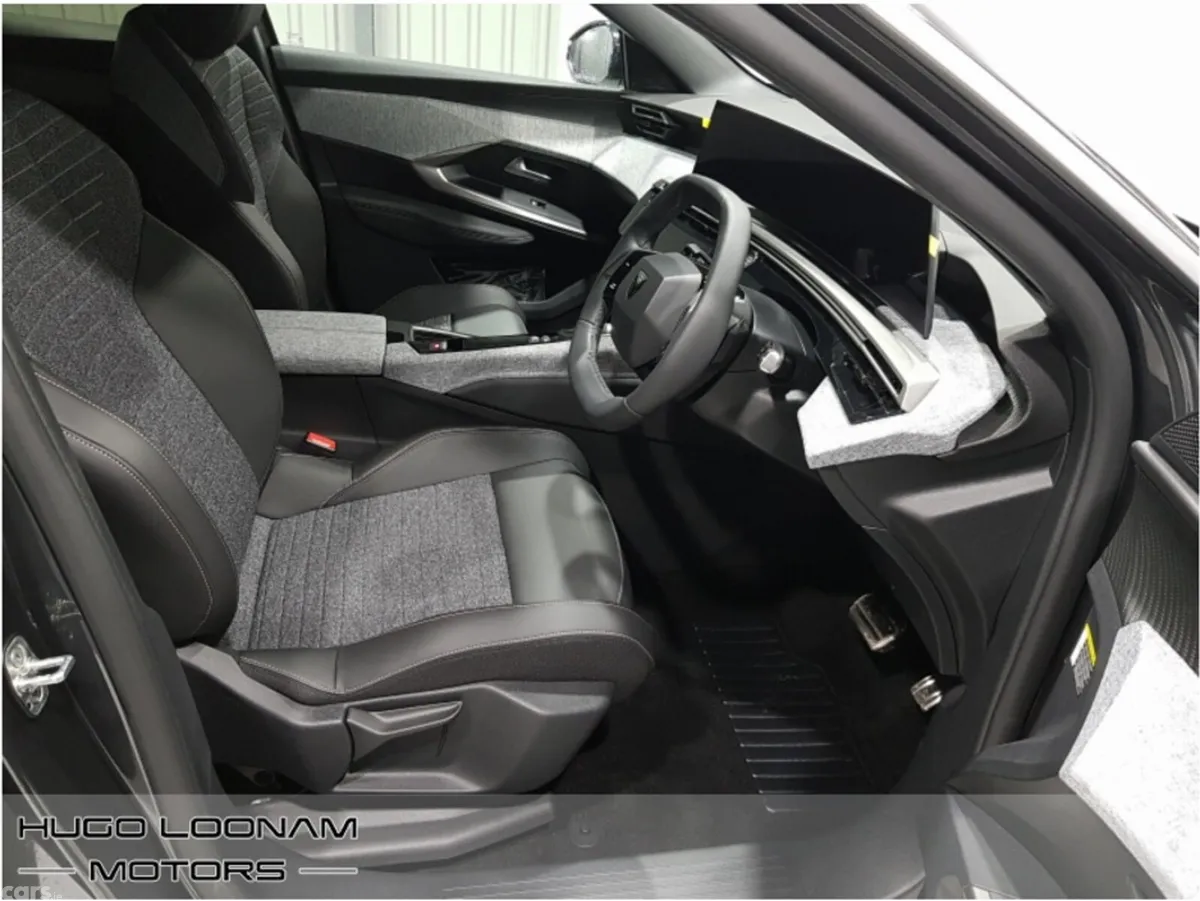 Peugeot 3008 SUV, Electric, 2026, Grey