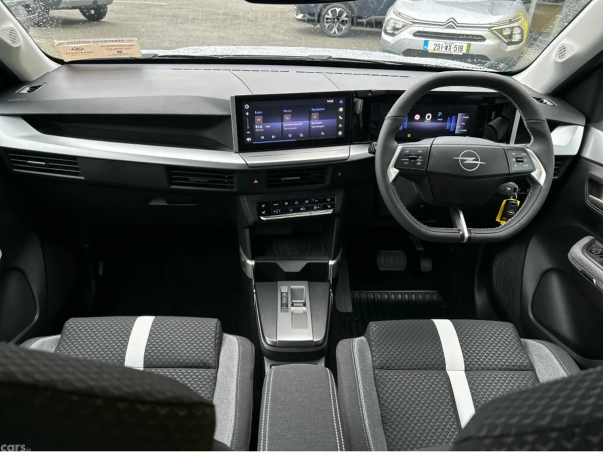 Opel Frontera SUV, Electric, 2026, Silver