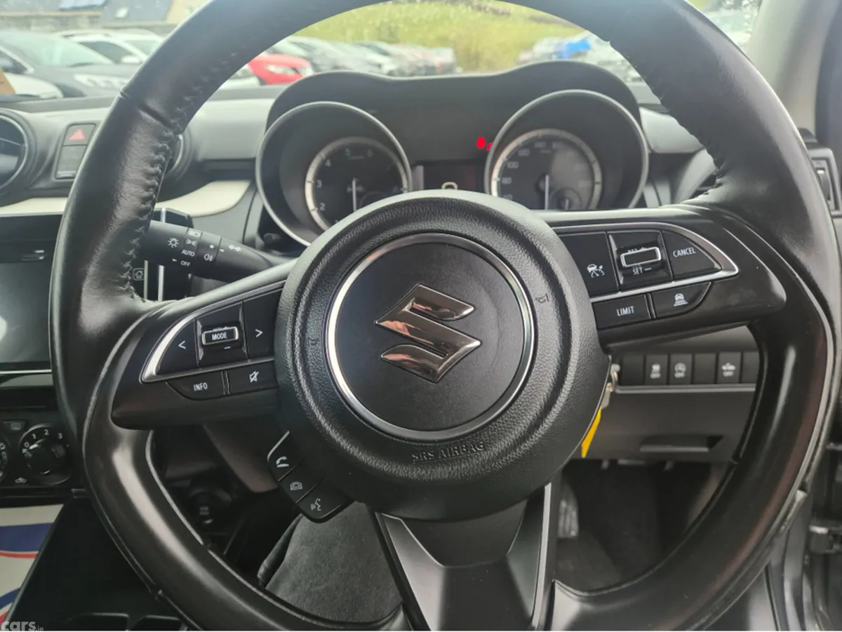 Suzuki Swift Hatchback, Petrol, 2022, Grey