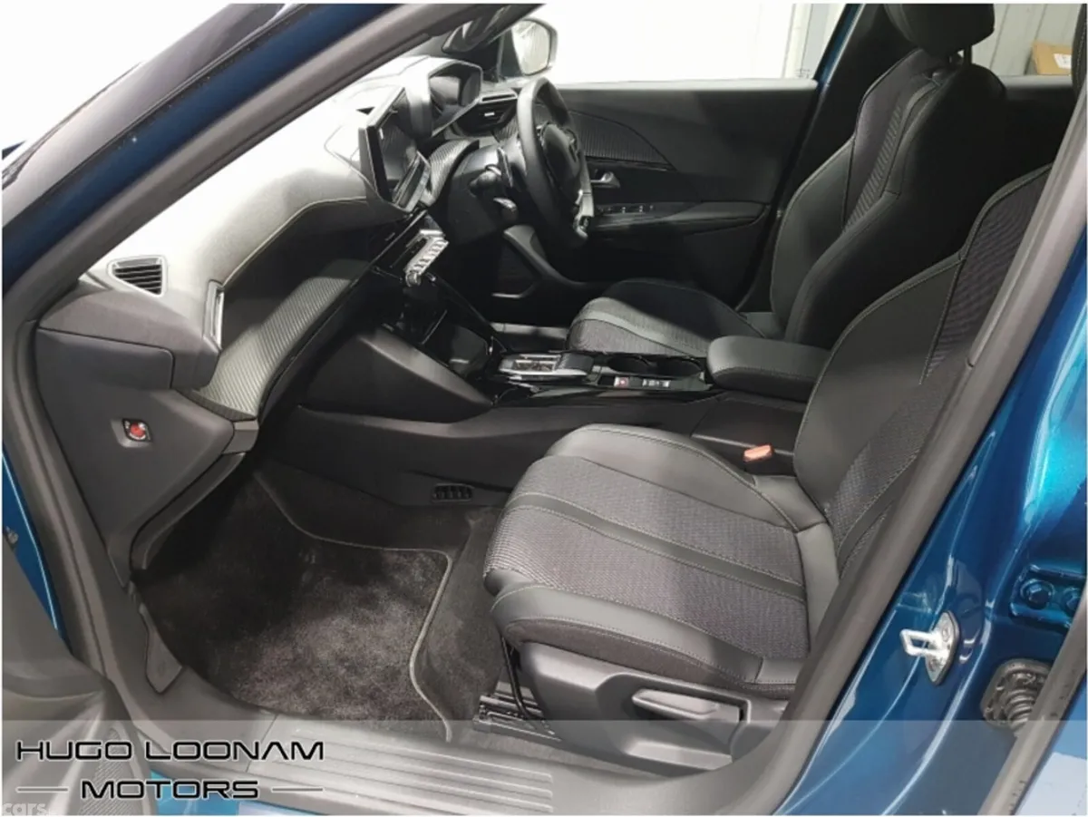Peugeot 2008 SUV, Petrol Hybrid, 2026, Blue