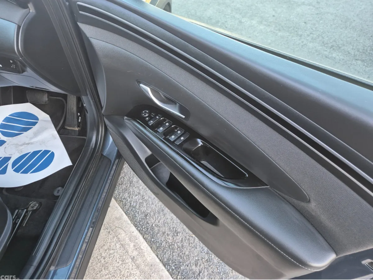 Hyundai Tucson Estate, Petrol Plug-in Hybrid, 2022, Blue