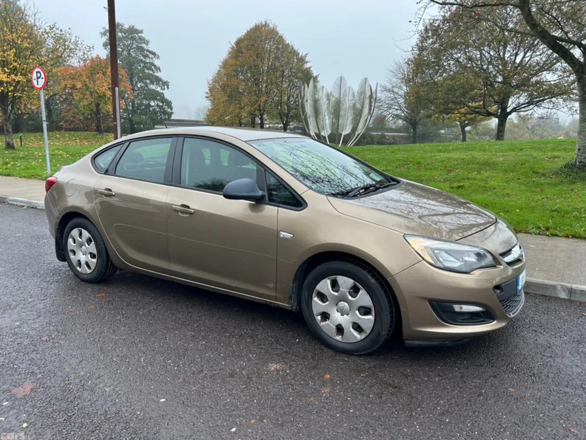 Opel Astra Saloon, Petrol, 2013, Bronze