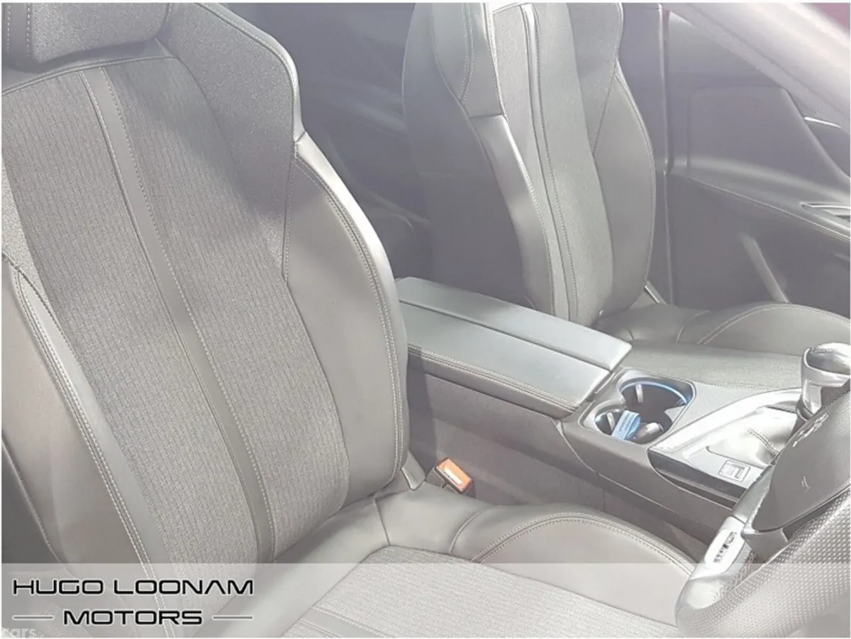 Peugeot 3008 MPV, Diesel, 2020, Red