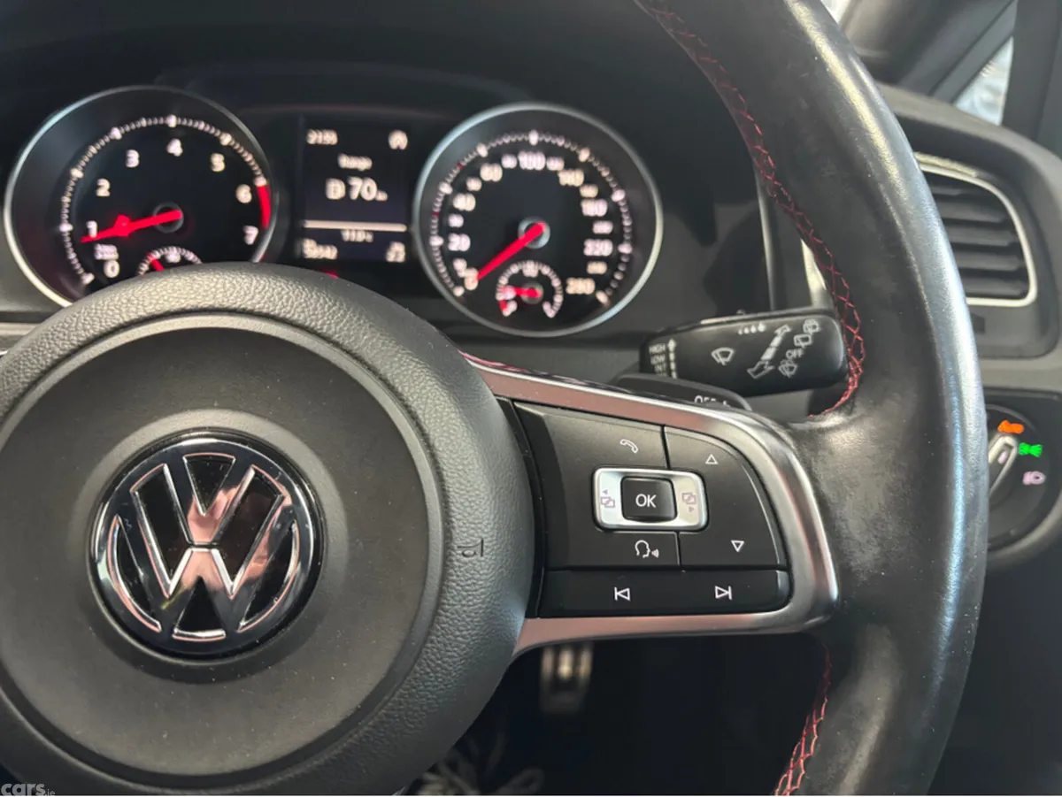 Volkswagen Golf Hatchback, Petrol, 2016, Black