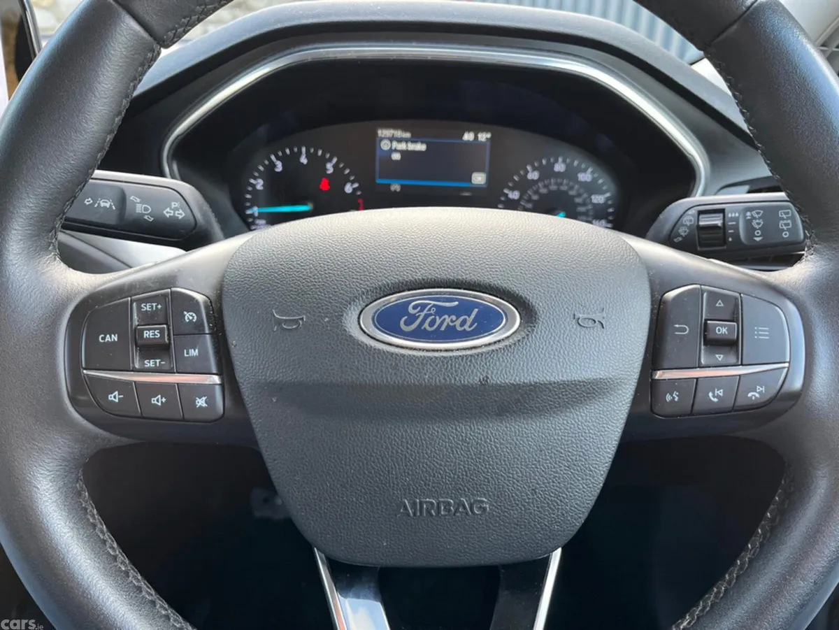 Ford Focus Hatchback, Petrol Hybrid, 2021, Grey