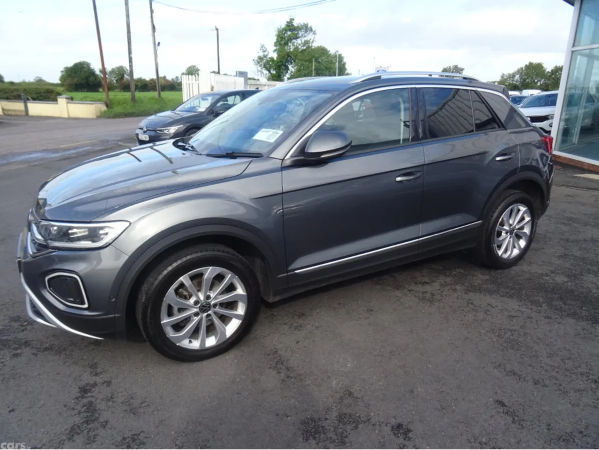 Volkswagen T-Roc SUV, Petrol, 2023, Grey
