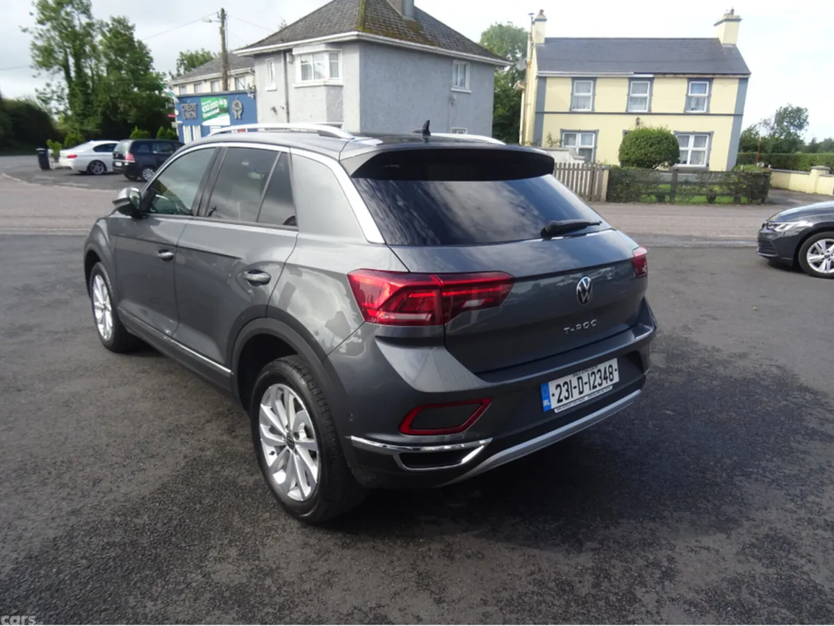 Volkswagen T-Roc SUV, Petrol, 2023, Grey