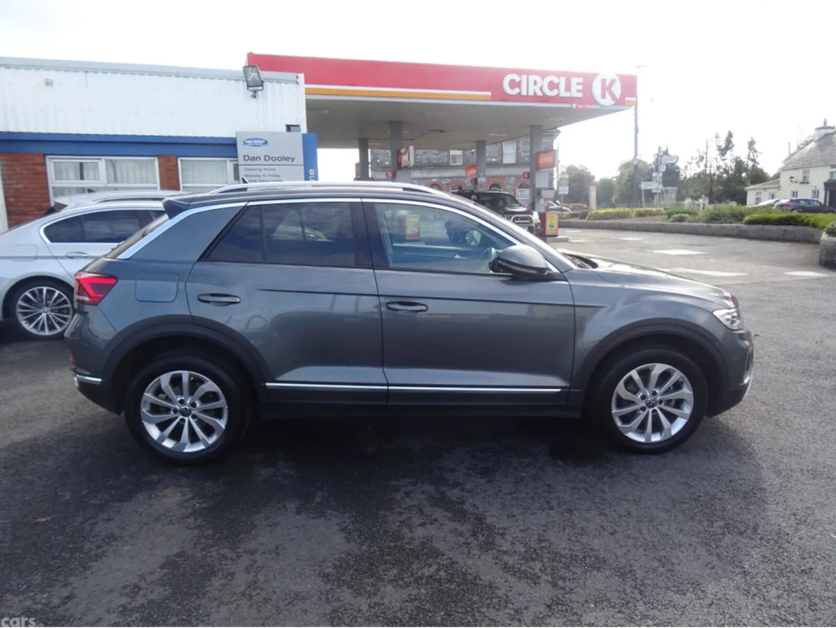 Volkswagen T-Roc SUV, Petrol, 2023, Grey