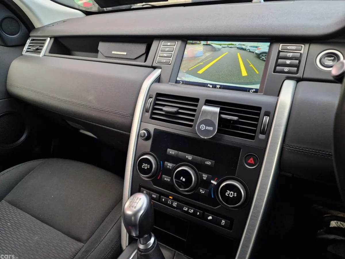 Land Rover Discovery SUV, Diesel, 2019, Grey