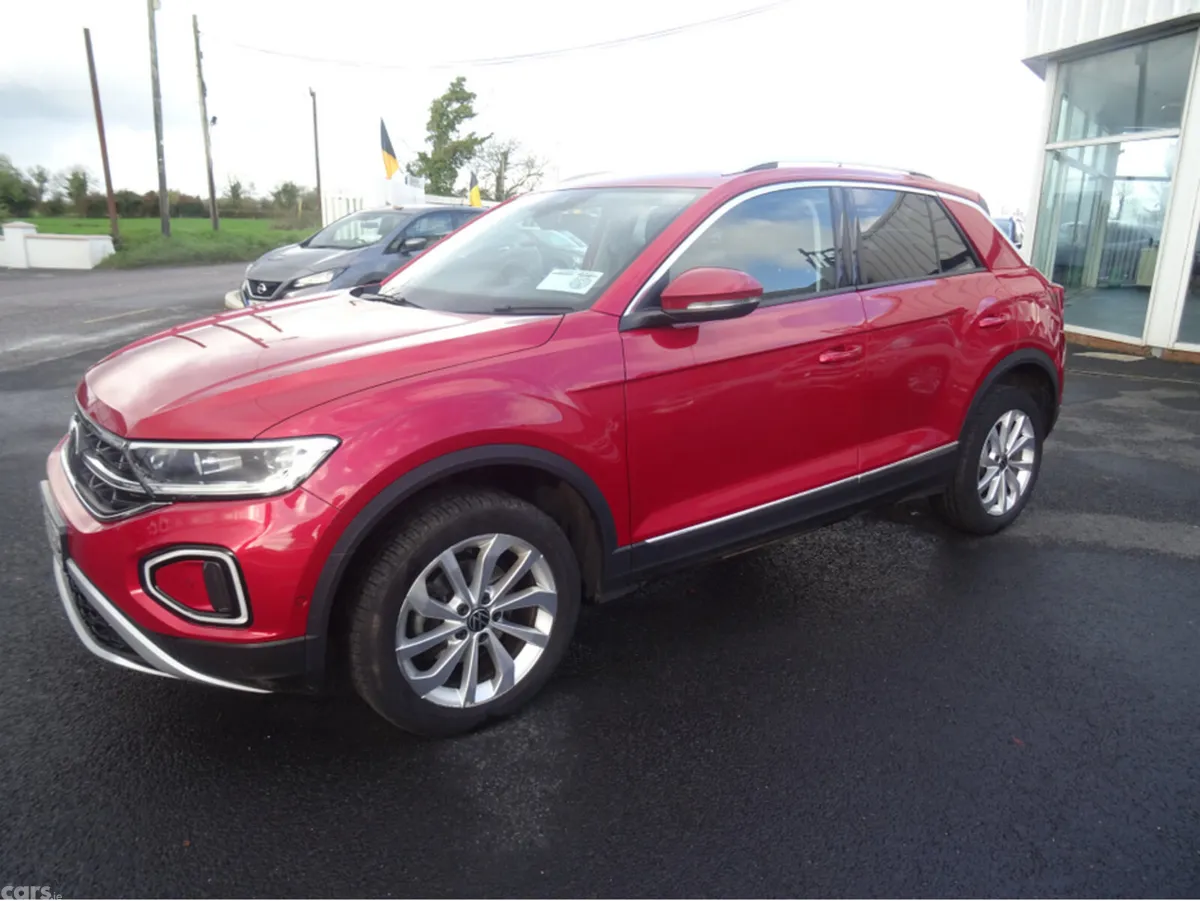 Volkswagen T-Roc Estate, Petrol, 2023, Red
