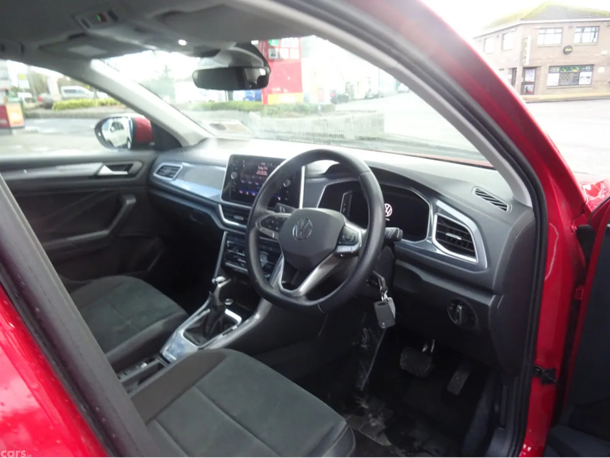 Volkswagen T-Roc Estate, Petrol, 2023, Red