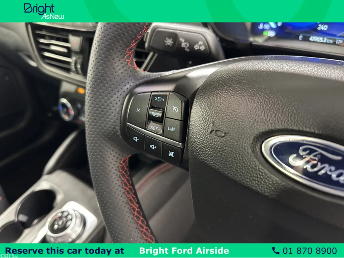 Ford Kuga MPV, Petrol Plug-in Hybrid, 2023, White
