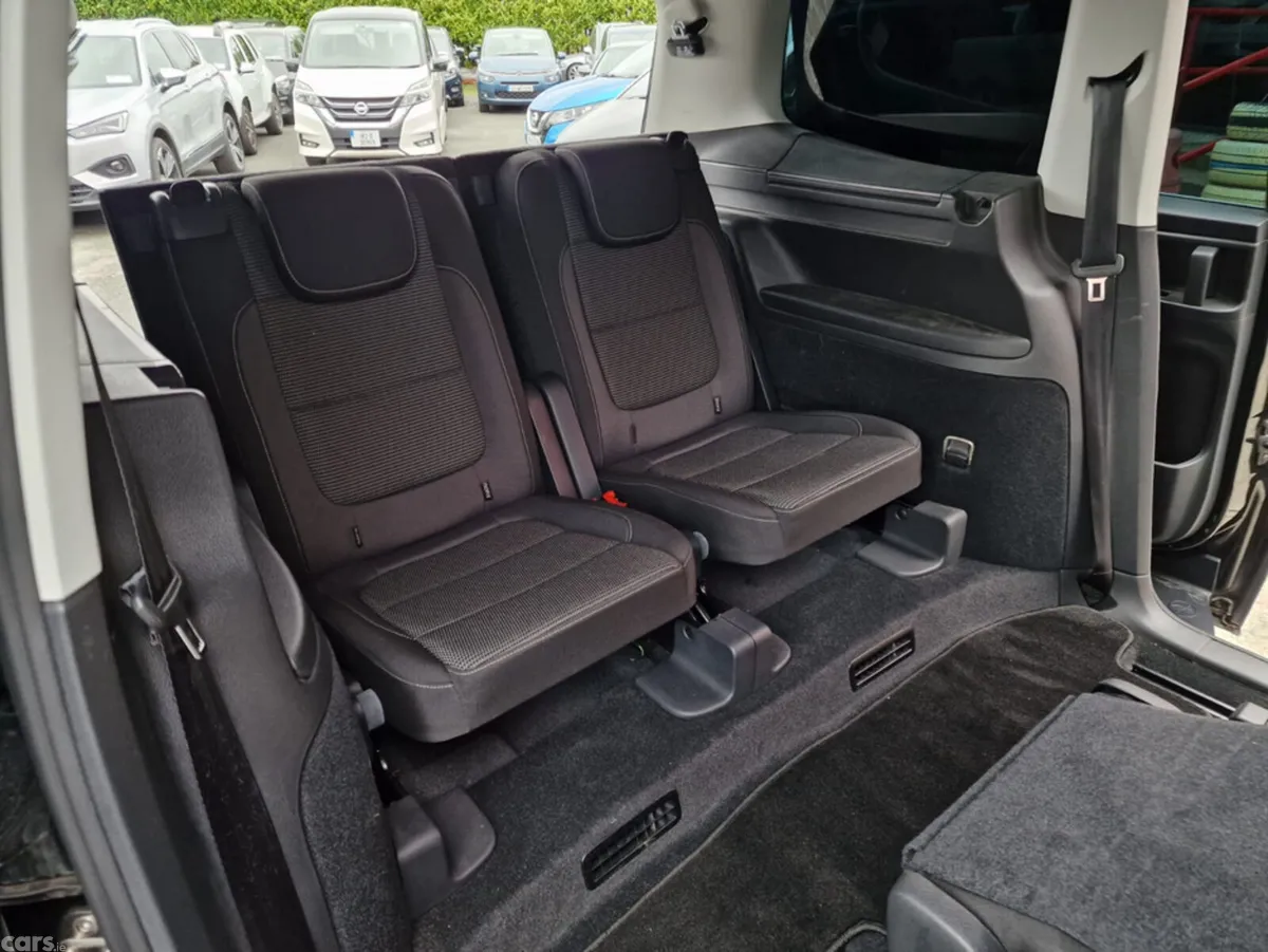 Volkswagen Sharan MPV, Petrol, 2018, Black