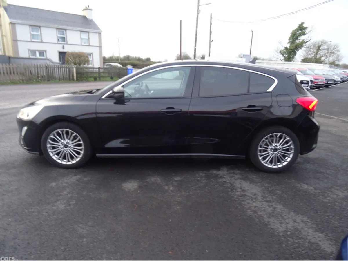 Ford Focus Hatchback, Diesel, 2019, Black