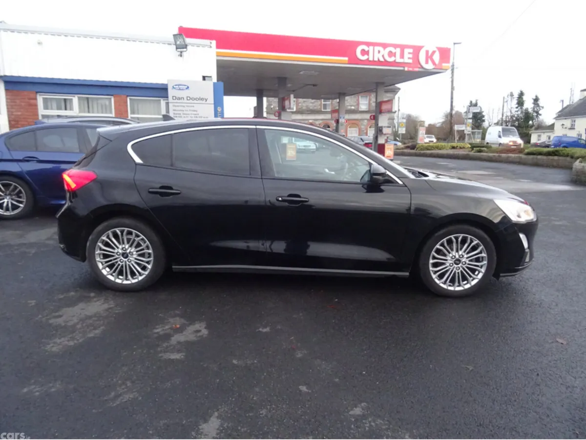 Ford Focus Hatchback, Diesel, 2019, Black