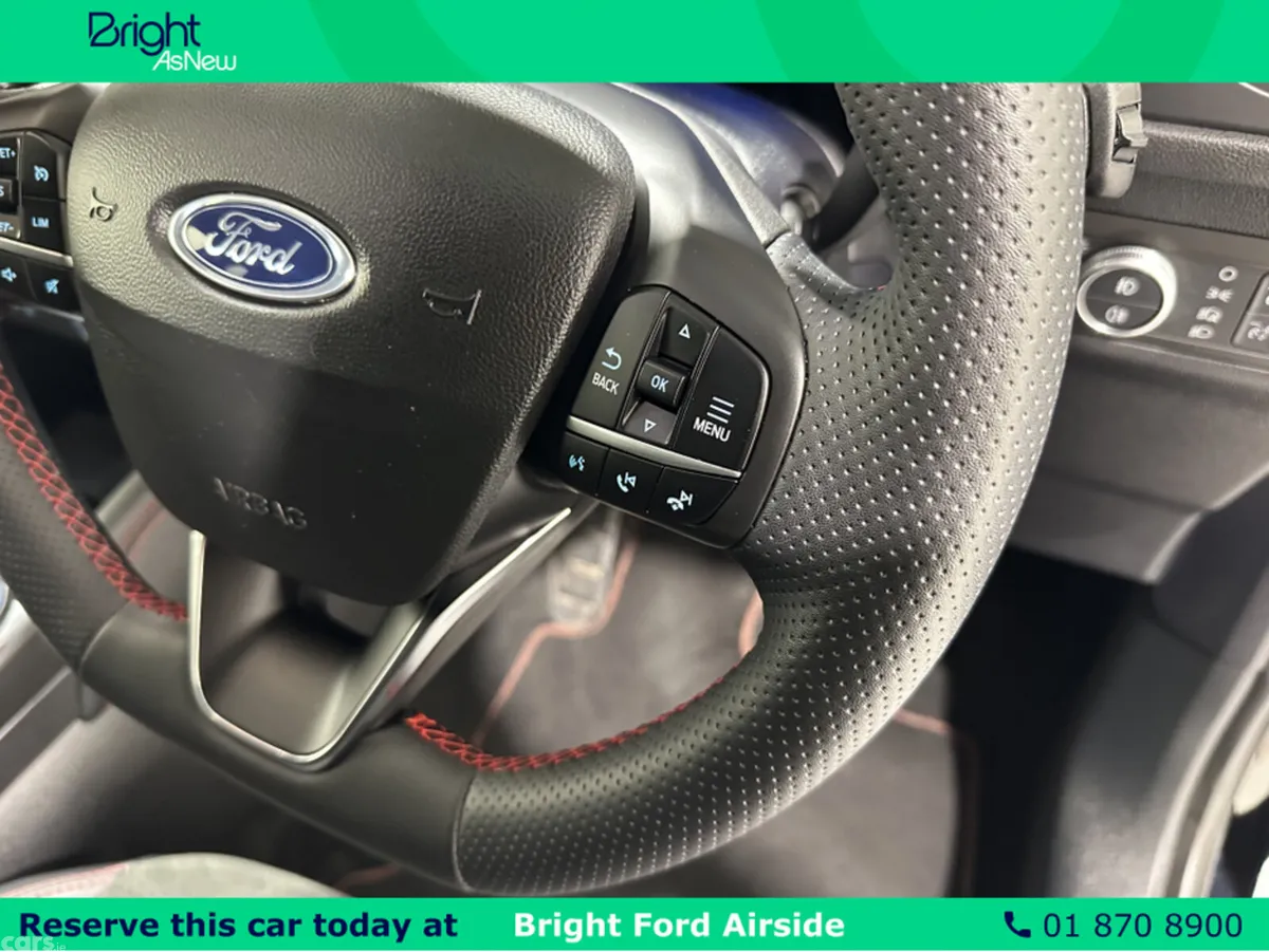 Ford Kuga MPV, Petrol Plug-in Hybrid, 2023, Black