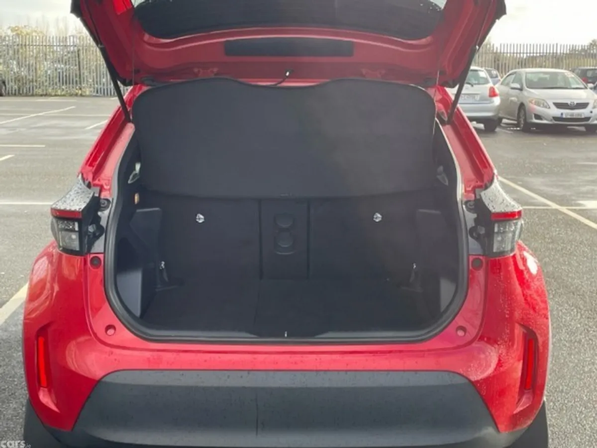 Toyota Yaris Cross SUV, Petrol Hybrid, 2025, Red