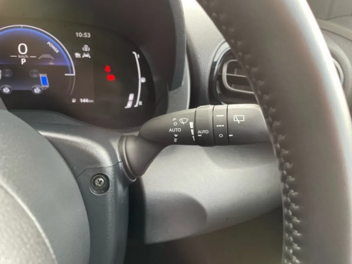 Toyota Yaris Cross SUV, Petrol Hybrid, 2025, Red