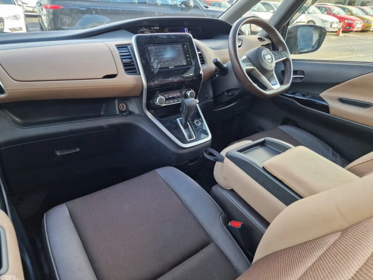 Nissan Serena MPV, Petrol Hybrid, 2019, White