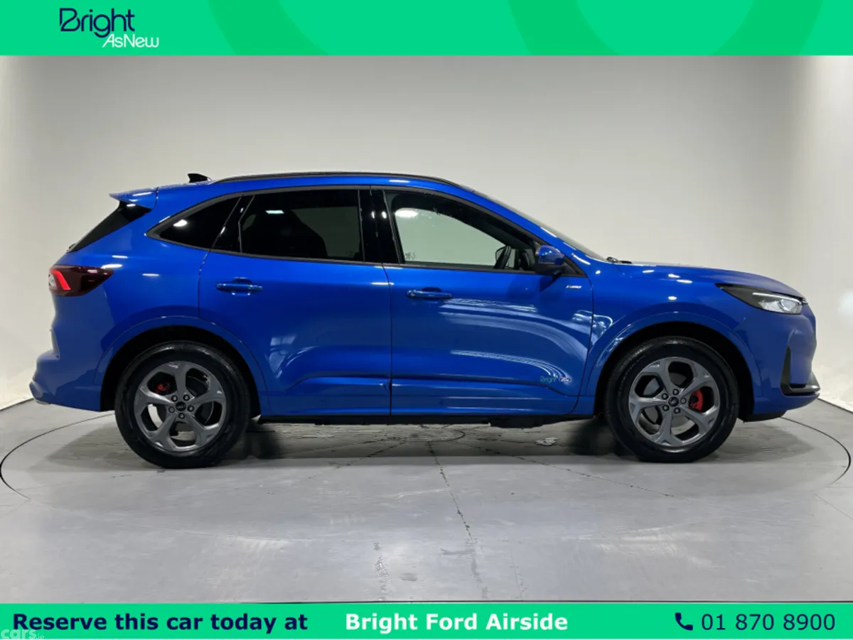 Ford Kuga MPV, Petrol Plug-in Hybrid, 2025, Blue
