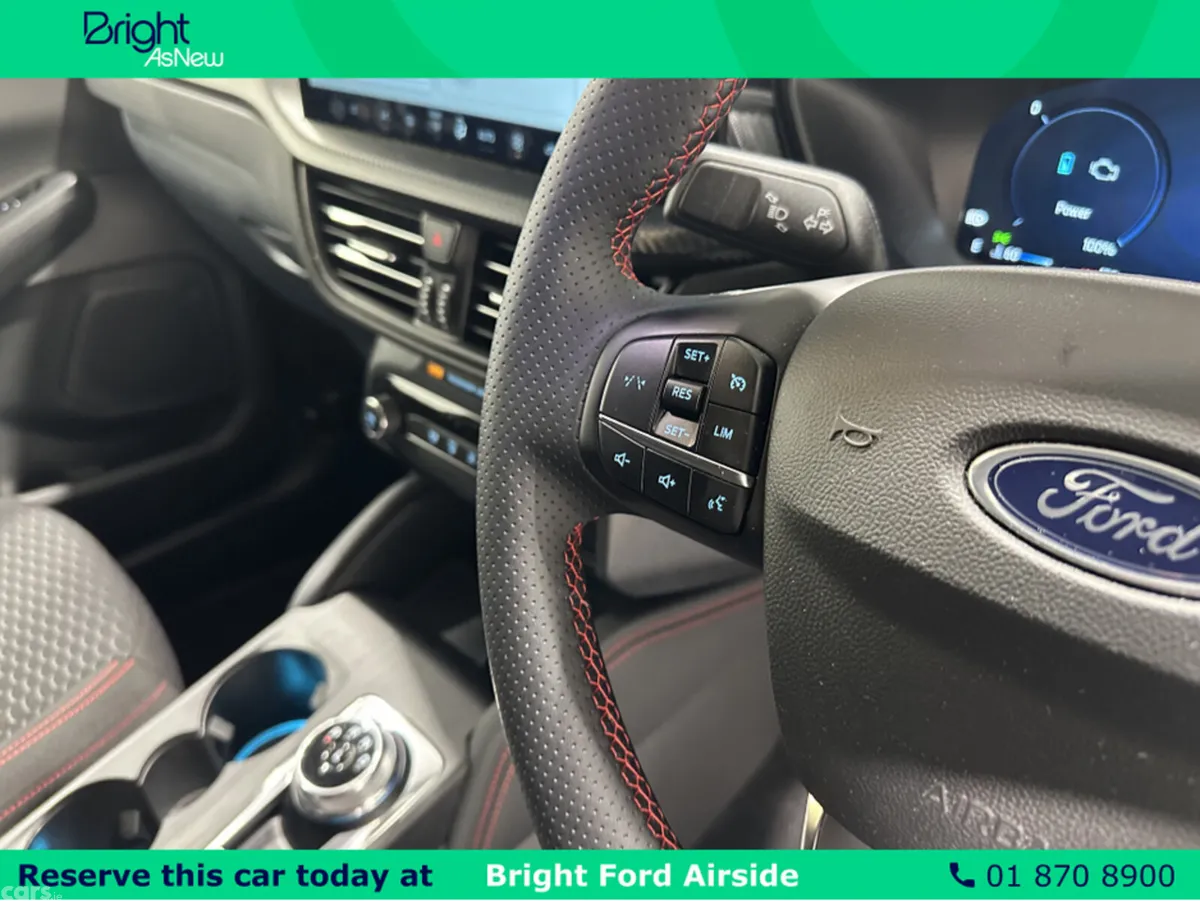 Ford Kuga MPV, Petrol Plug-in Hybrid, 2025, Blue
