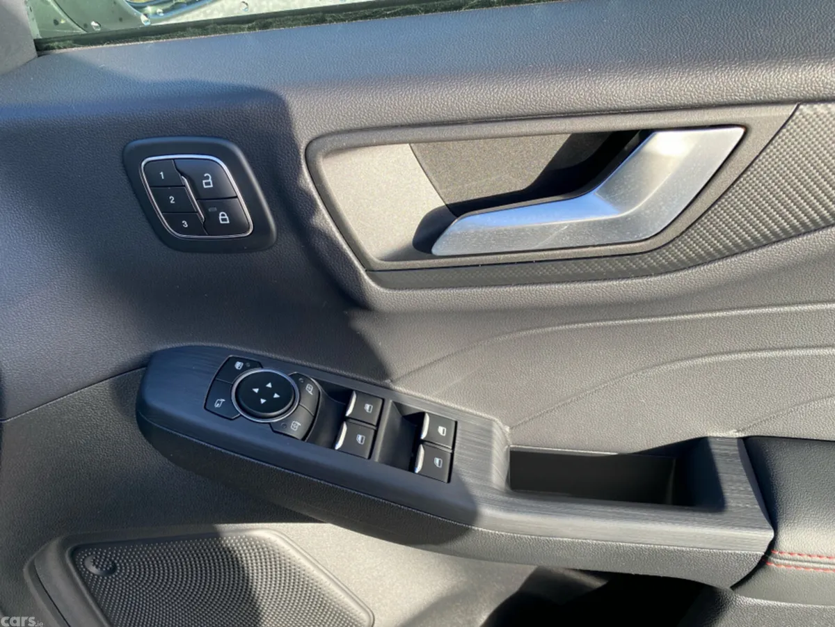 Ford Kuga SUV, Petrol Plug-in Hybrid, 2026, Grey