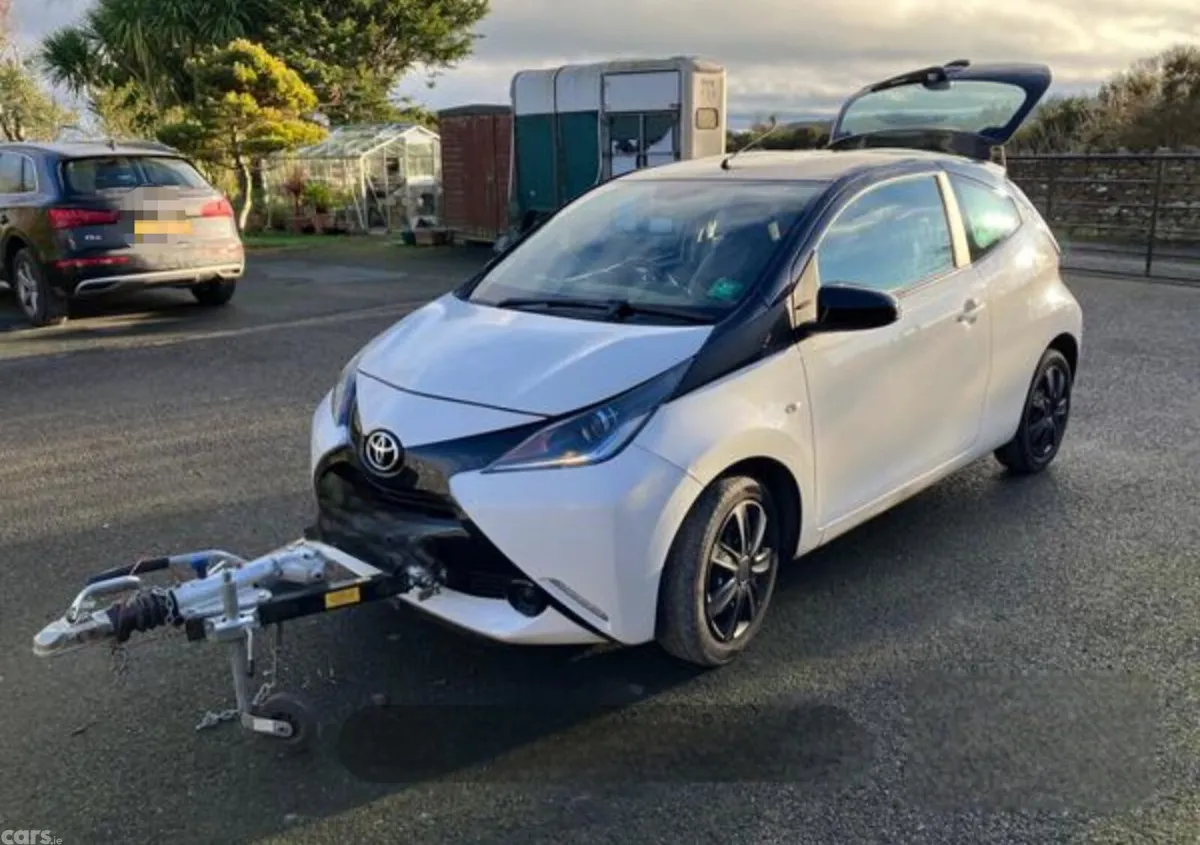 Toyota Aygo X Hatchback, Petrol, 2017, White