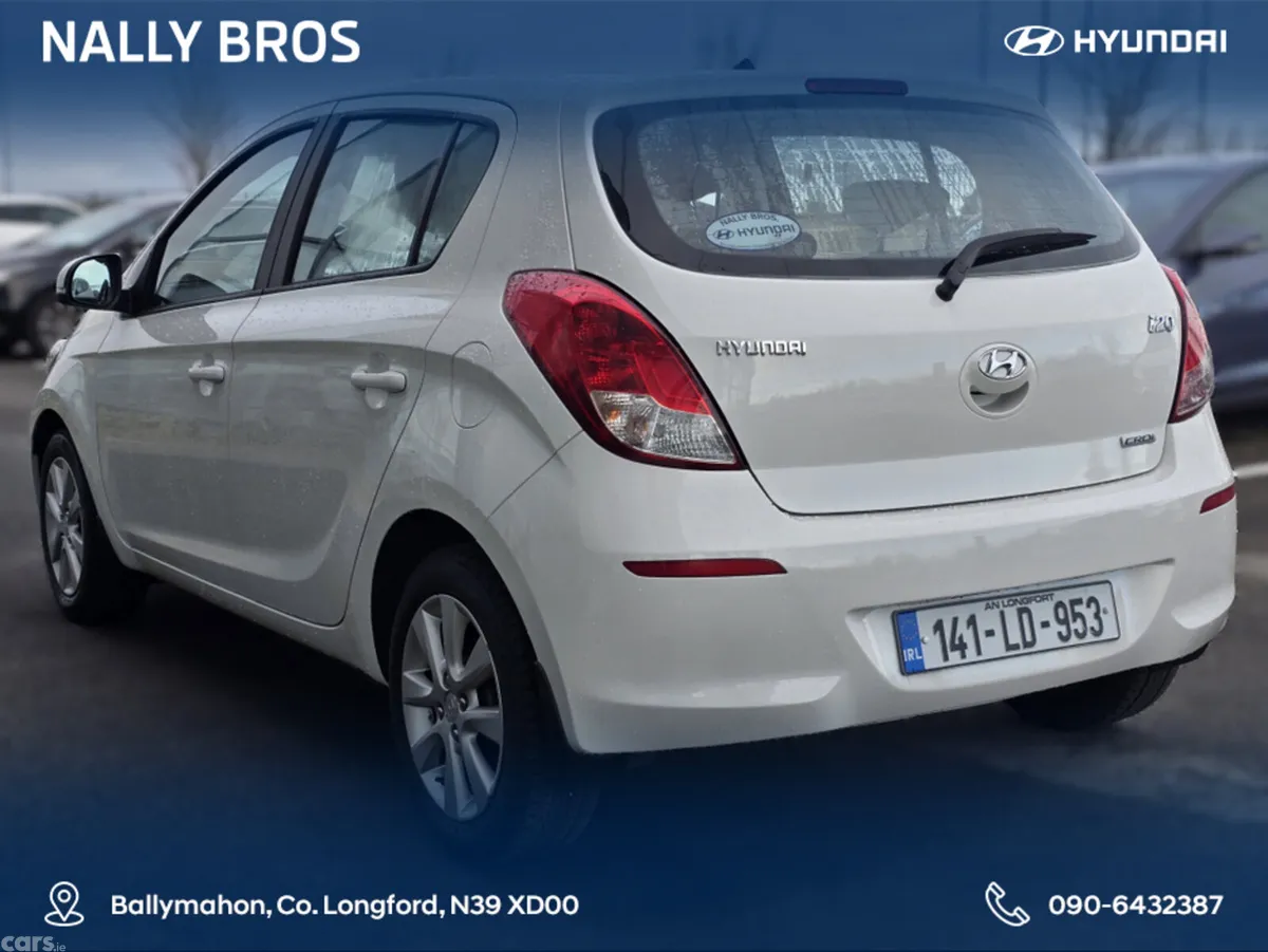 Hyundai i20 Hatchback, Diesel, 2014, White
