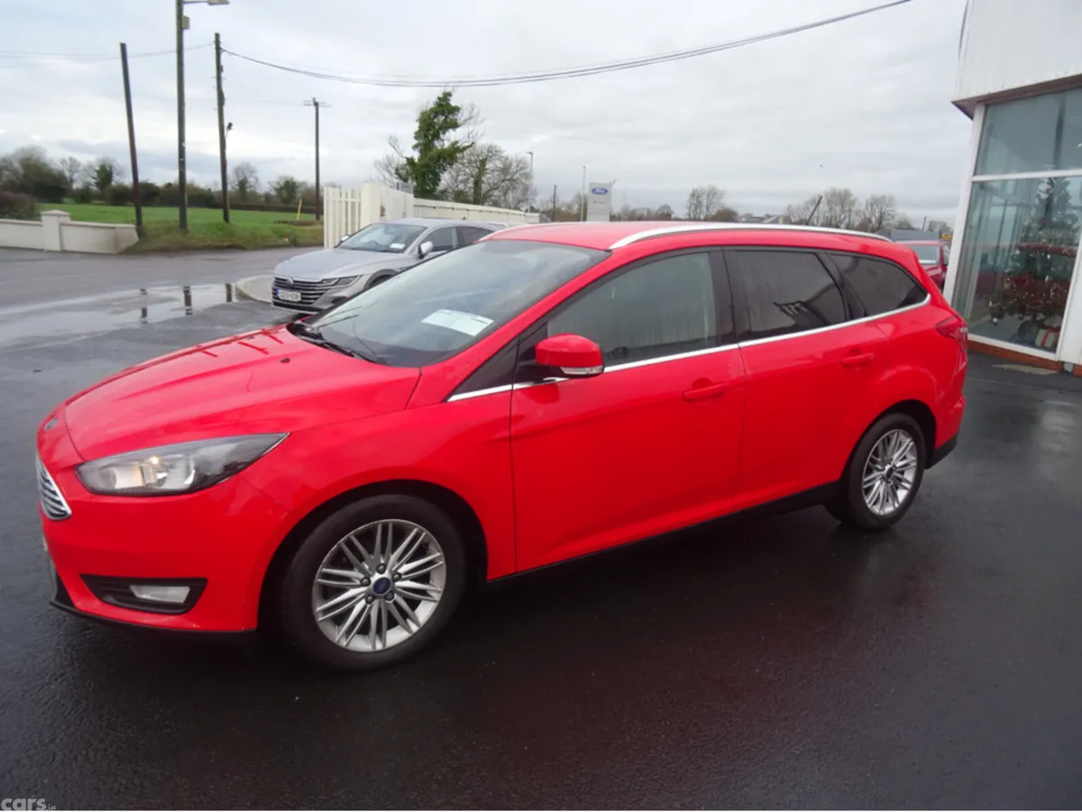 Ford Focus Estate, Diesel, 2017, Red