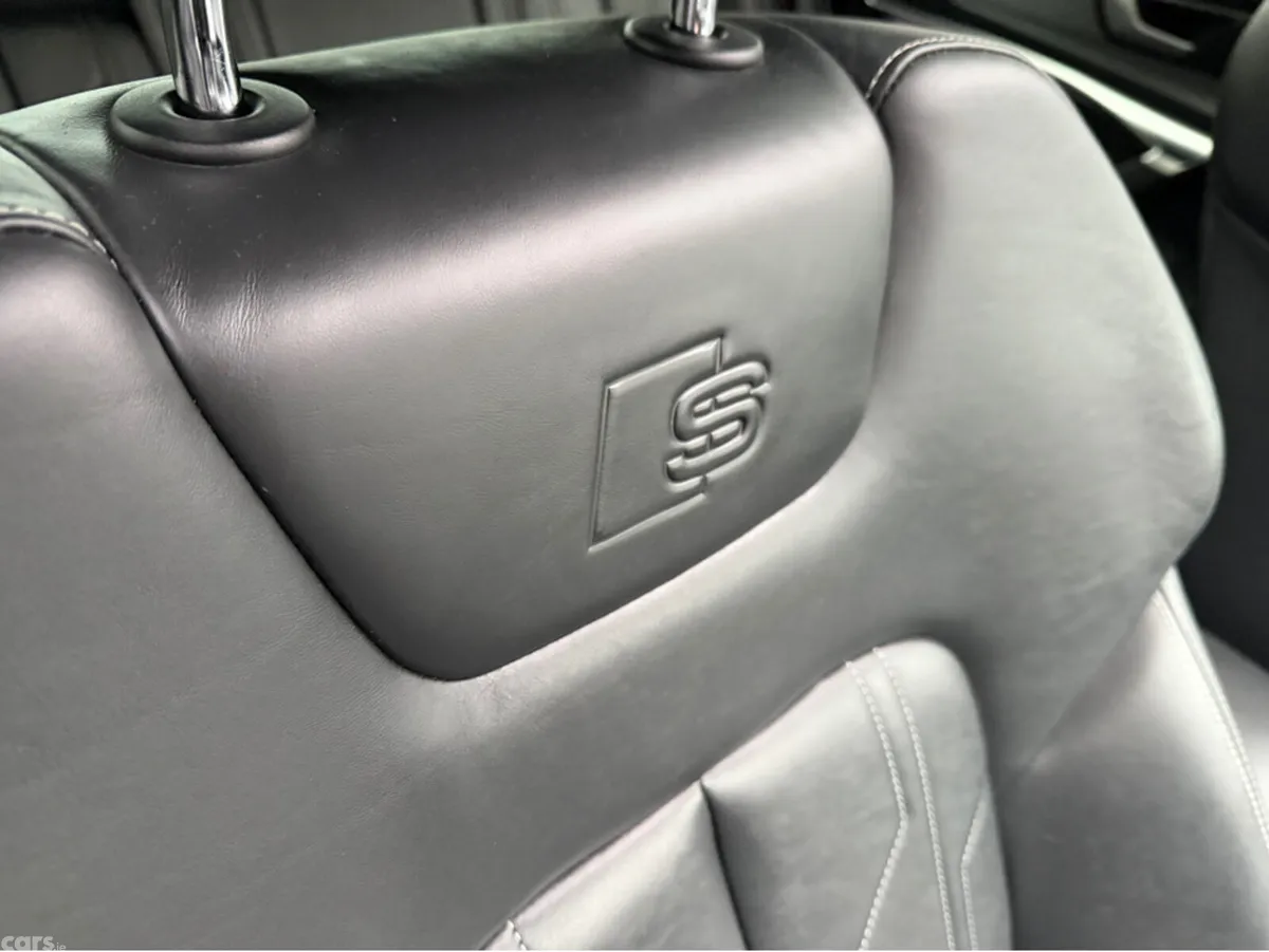 Audi A6 Saloon, Petrol Plug-in Hybrid, 2021, Grey