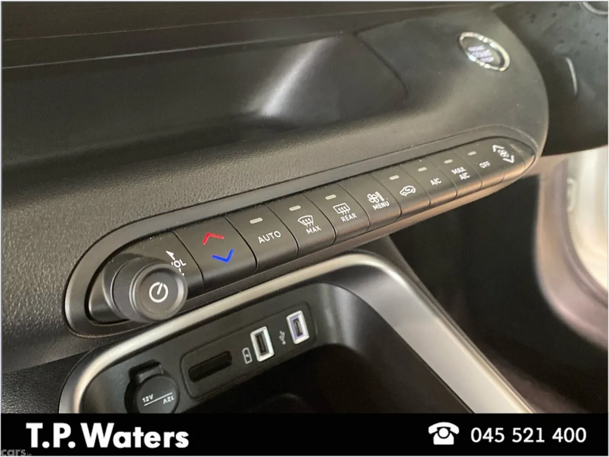 Jeep Avenger MPV, Petrol, 2025, White