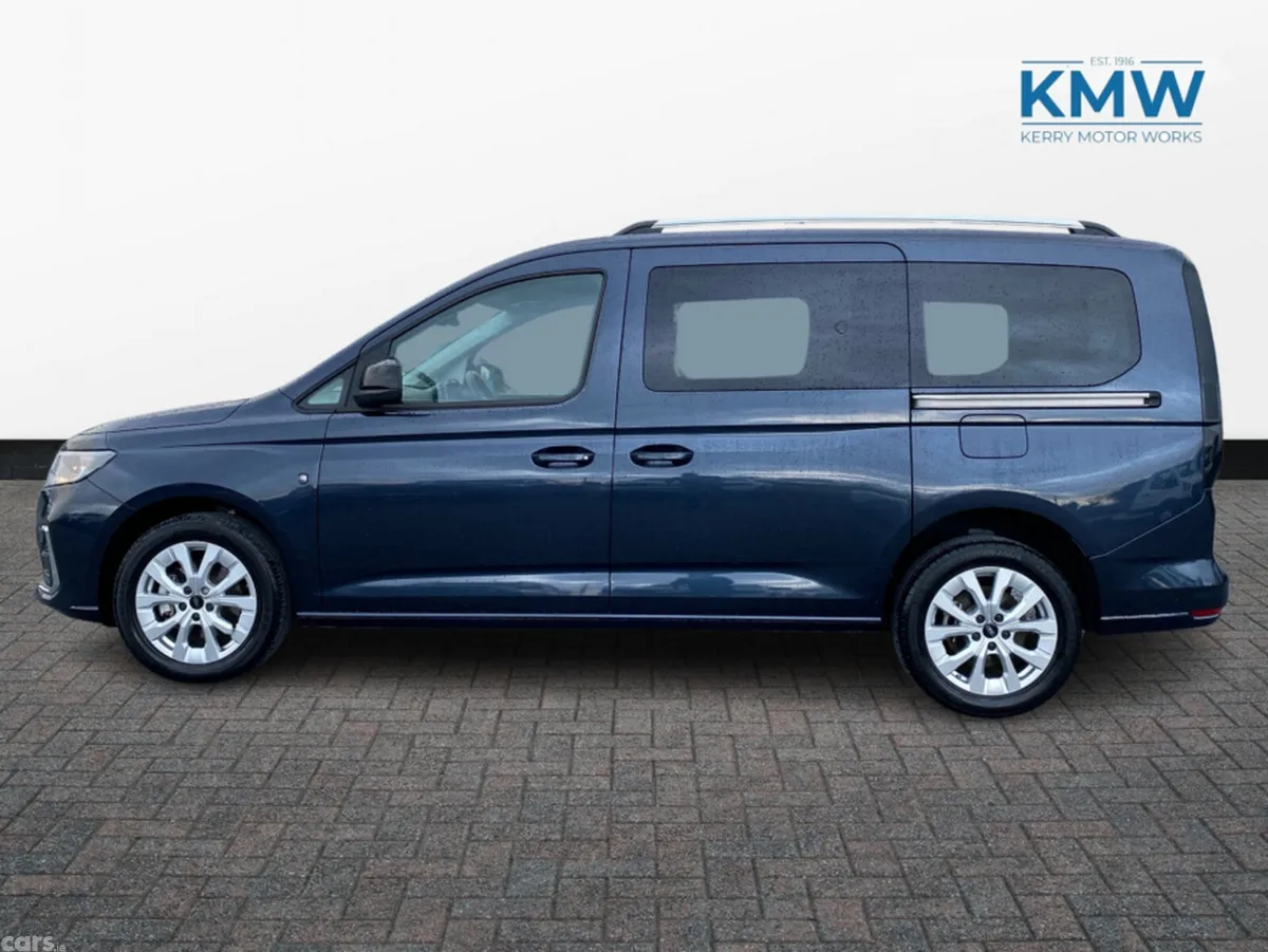 Ford Tourneo Connect MPV, Diesel, 2025, Blue
