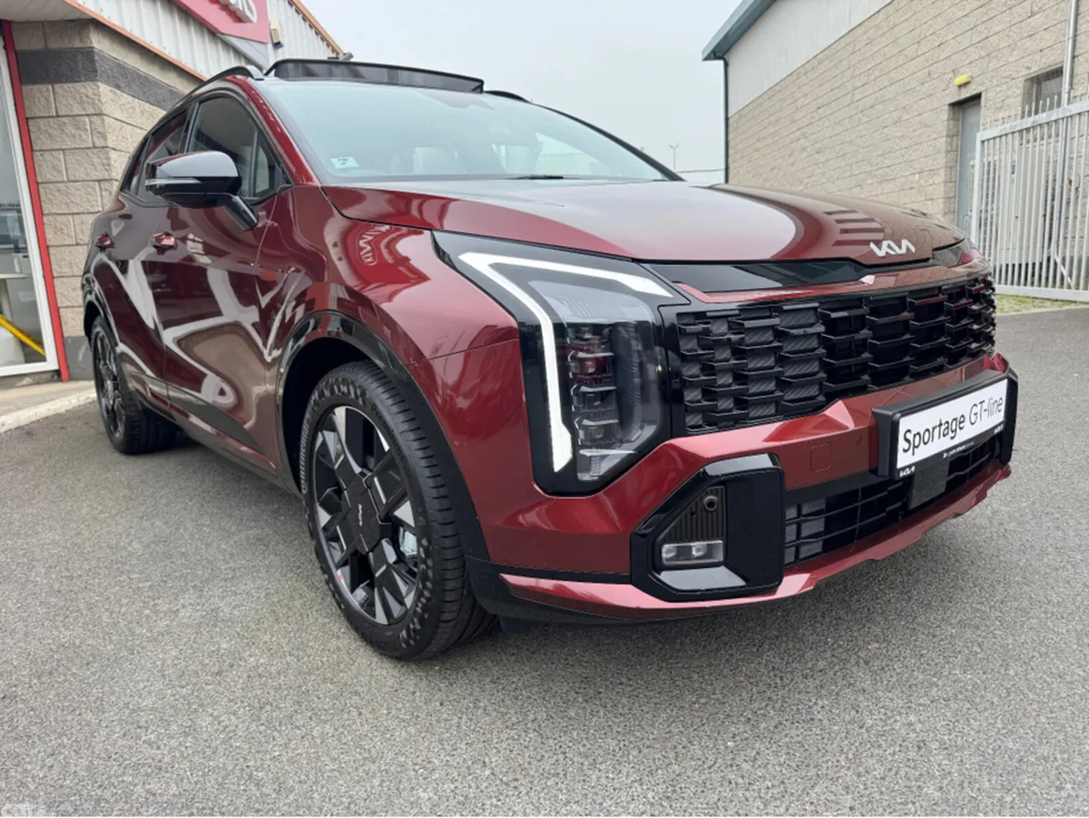 Kia Sportage Hatchback, Diesel, 2026, Red